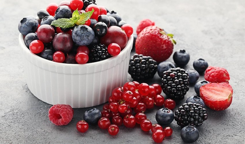 There-Are-7-Amazing-Clinical-Benefits-Of-Berries