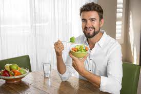 What Foods Can Men Eat to Maintain Their Health?